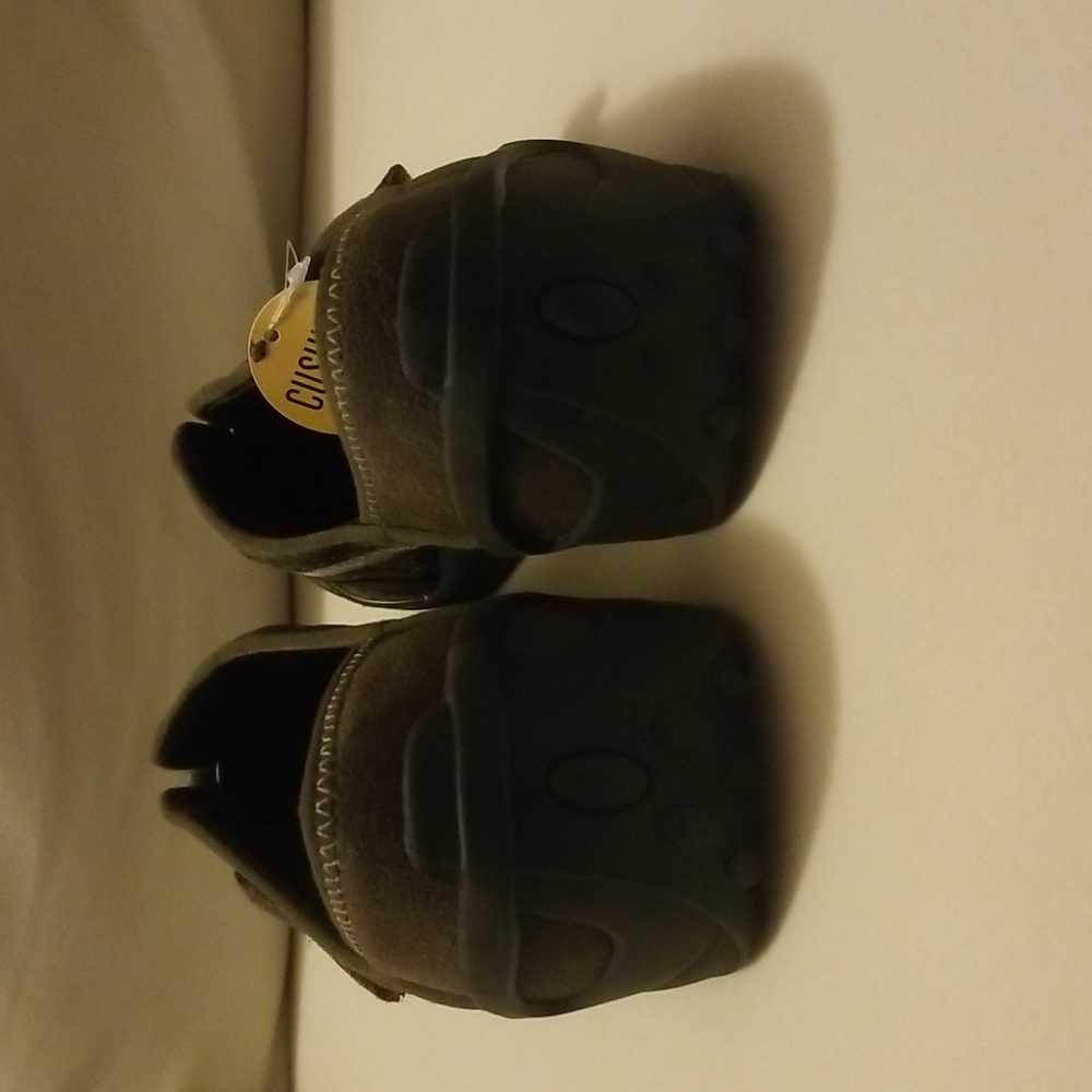Clark's Suede Shoes - Picture 4 of 5